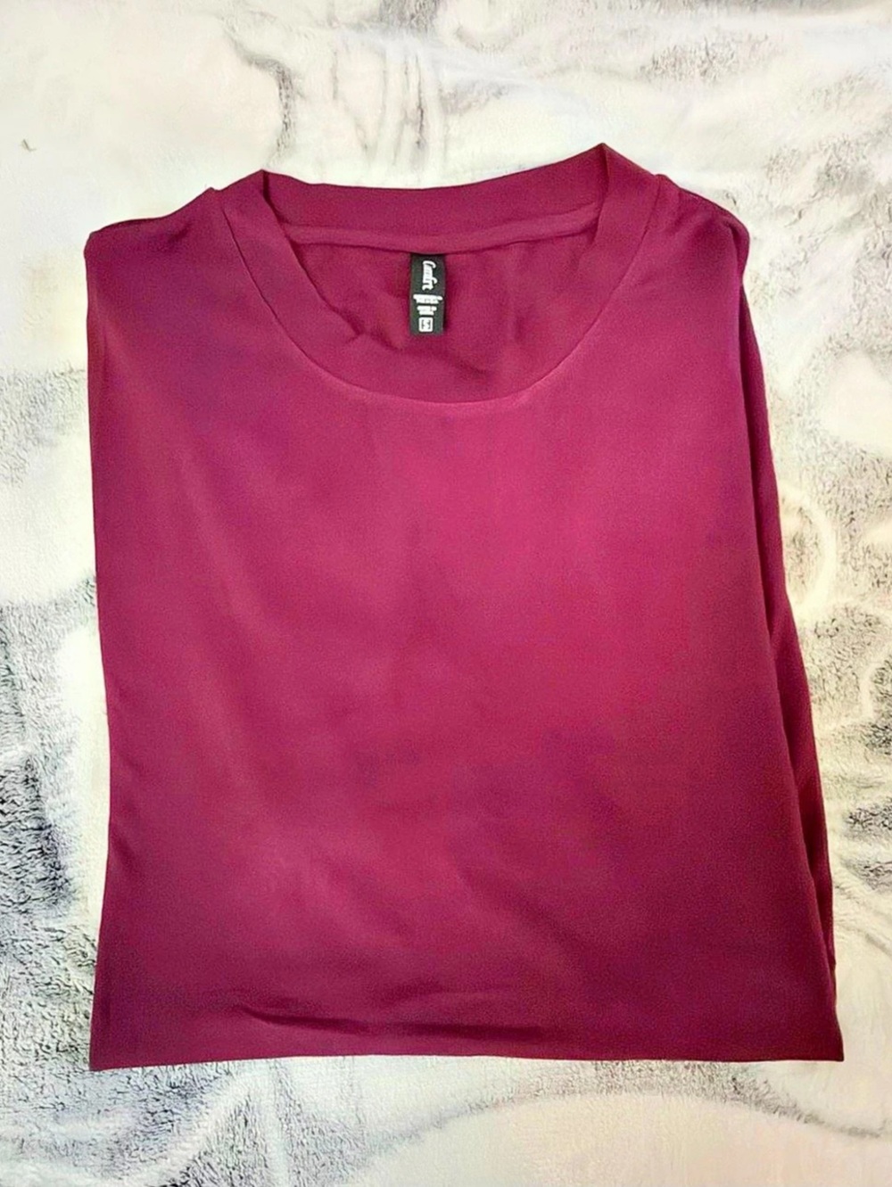 Comfrt Cloud Lounge Tee Short Sleeve Top in Maroon Small NWT